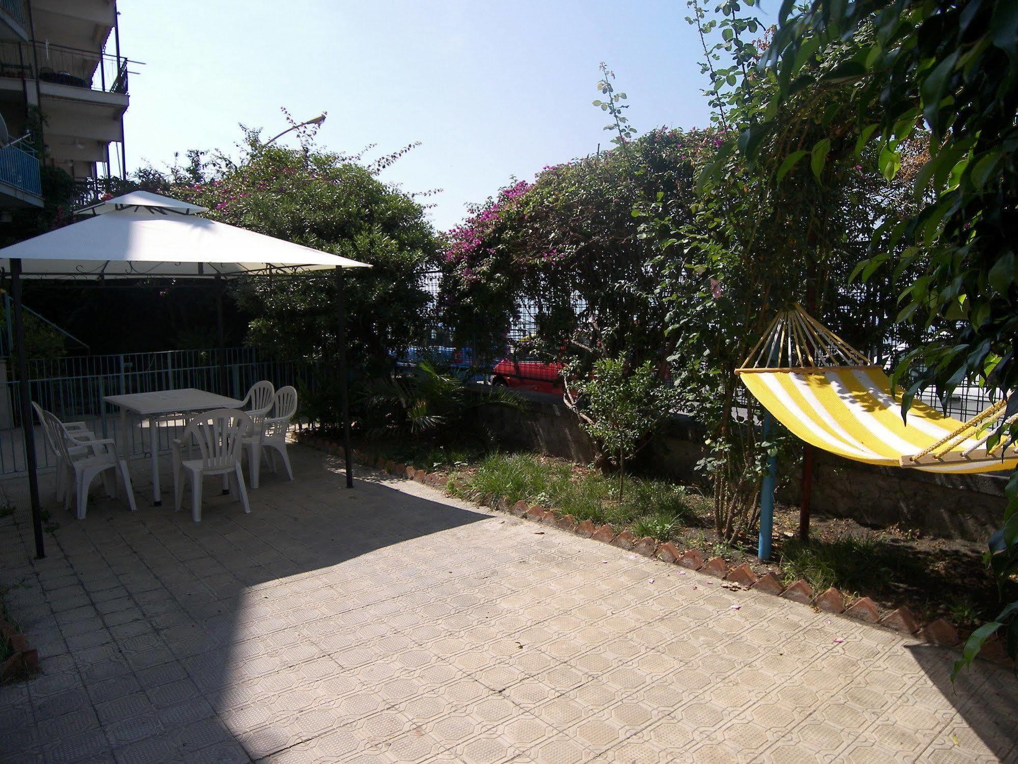 아치카스텔로 Oasis B&B 외부 사진